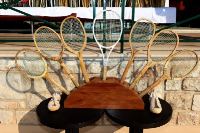 A bouquet of vintage tennis rackets @Erika Tanaka